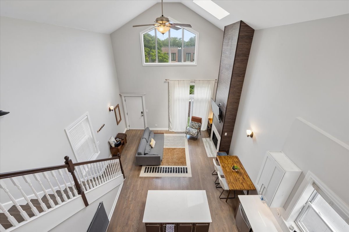 1529 W Montana Street Unit: 3