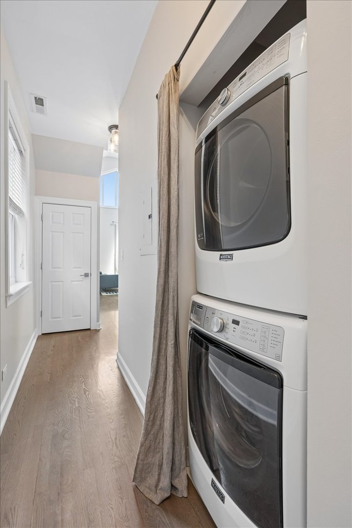 1529 W Montana Street Unit: 3