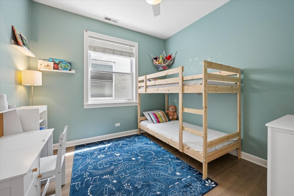 1529 W Montana Street Unit: 3