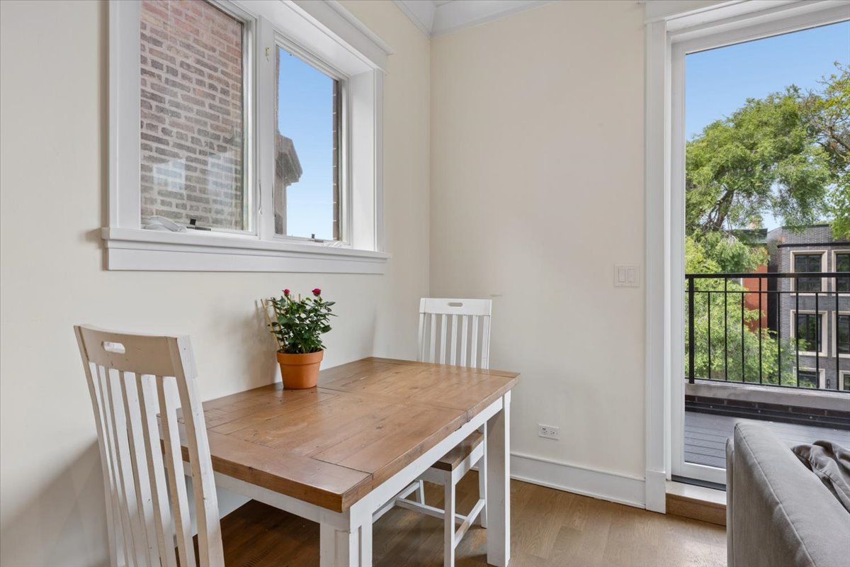 2653 N Dayton Street Unit: 3
