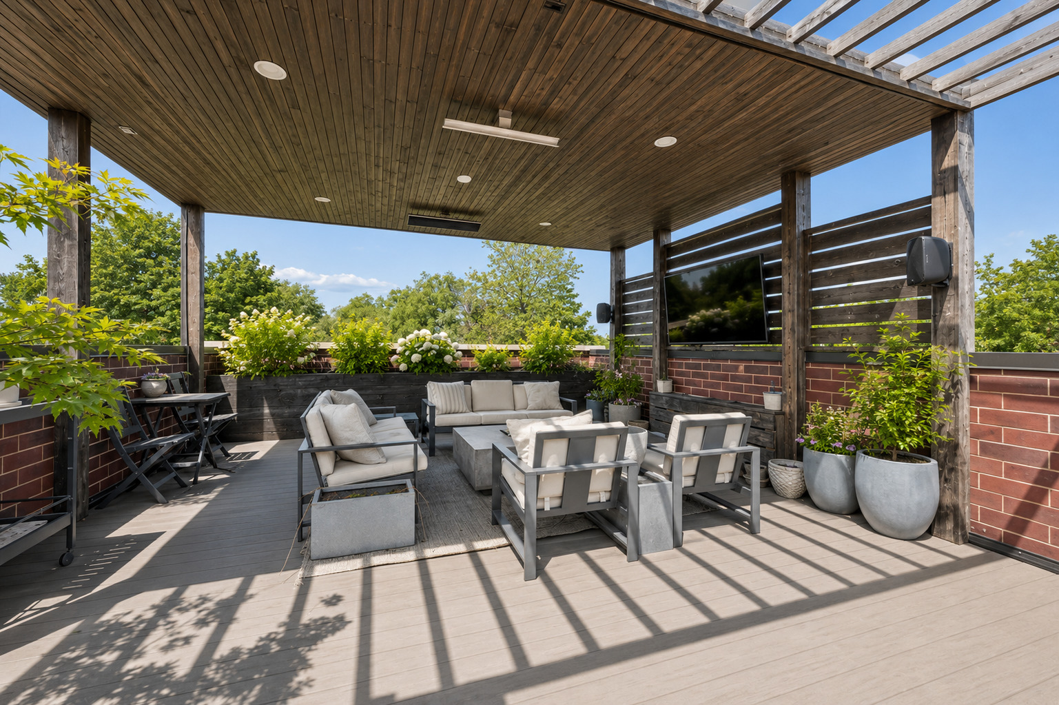 2653 N Dayton Street Unit: 3