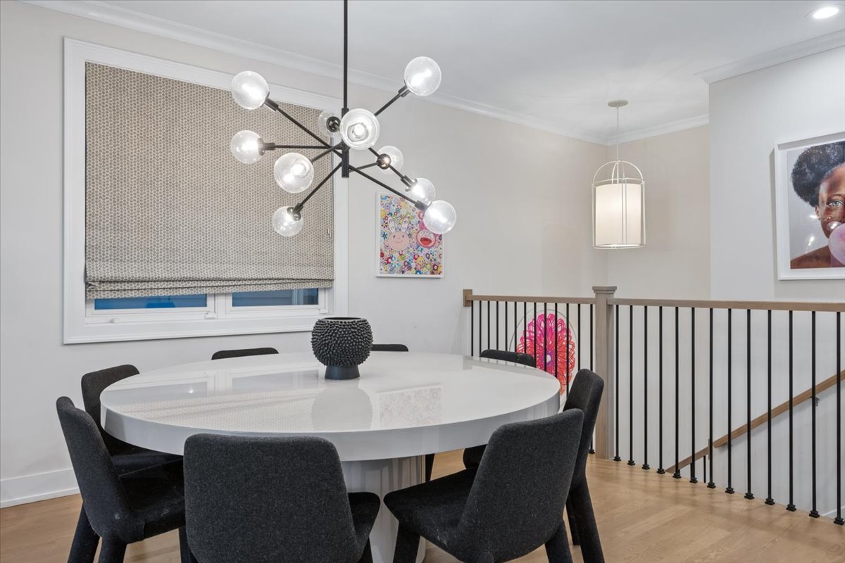 925 W Montana Street Unit: 1E