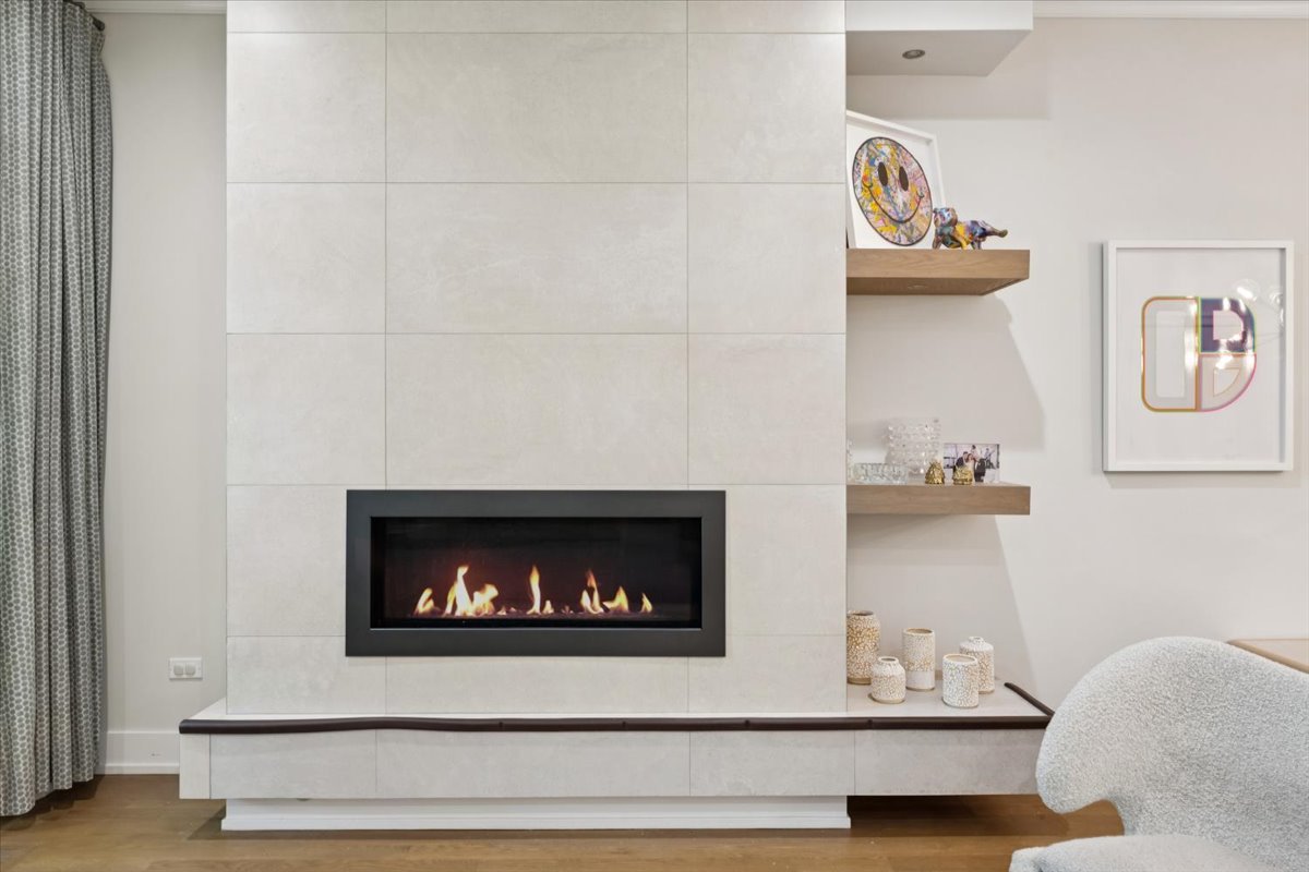 925 W Montana Street Unit: 1E