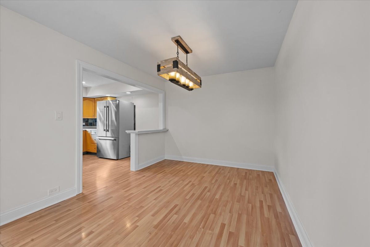 333 Warwick Road