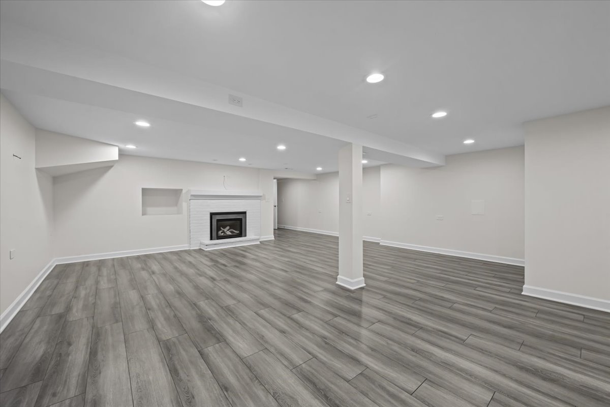 333 Warwick Road