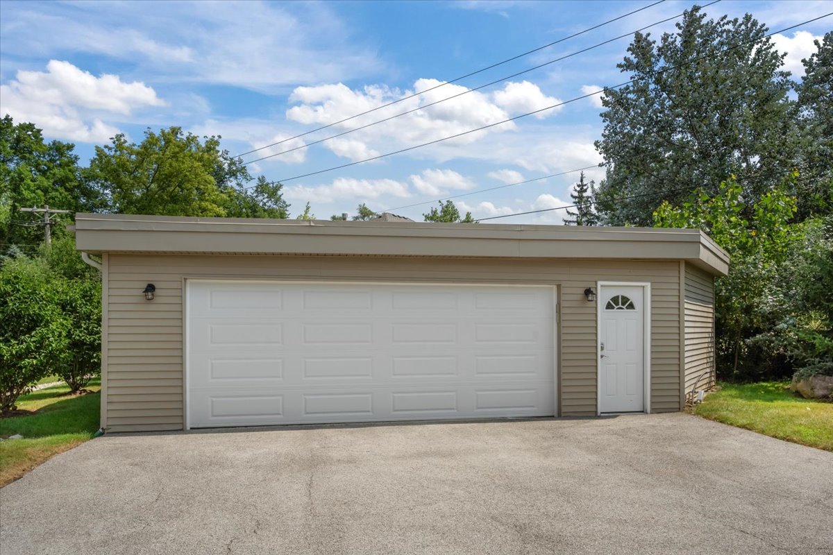 333 Warwick Road