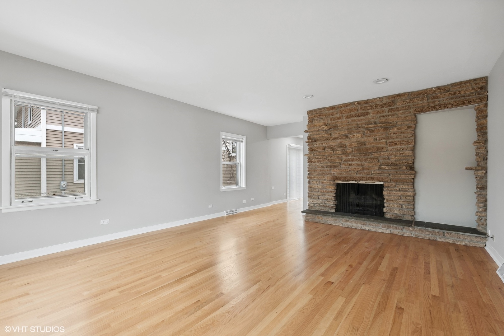 2490 Green Bay Road Unit: 1