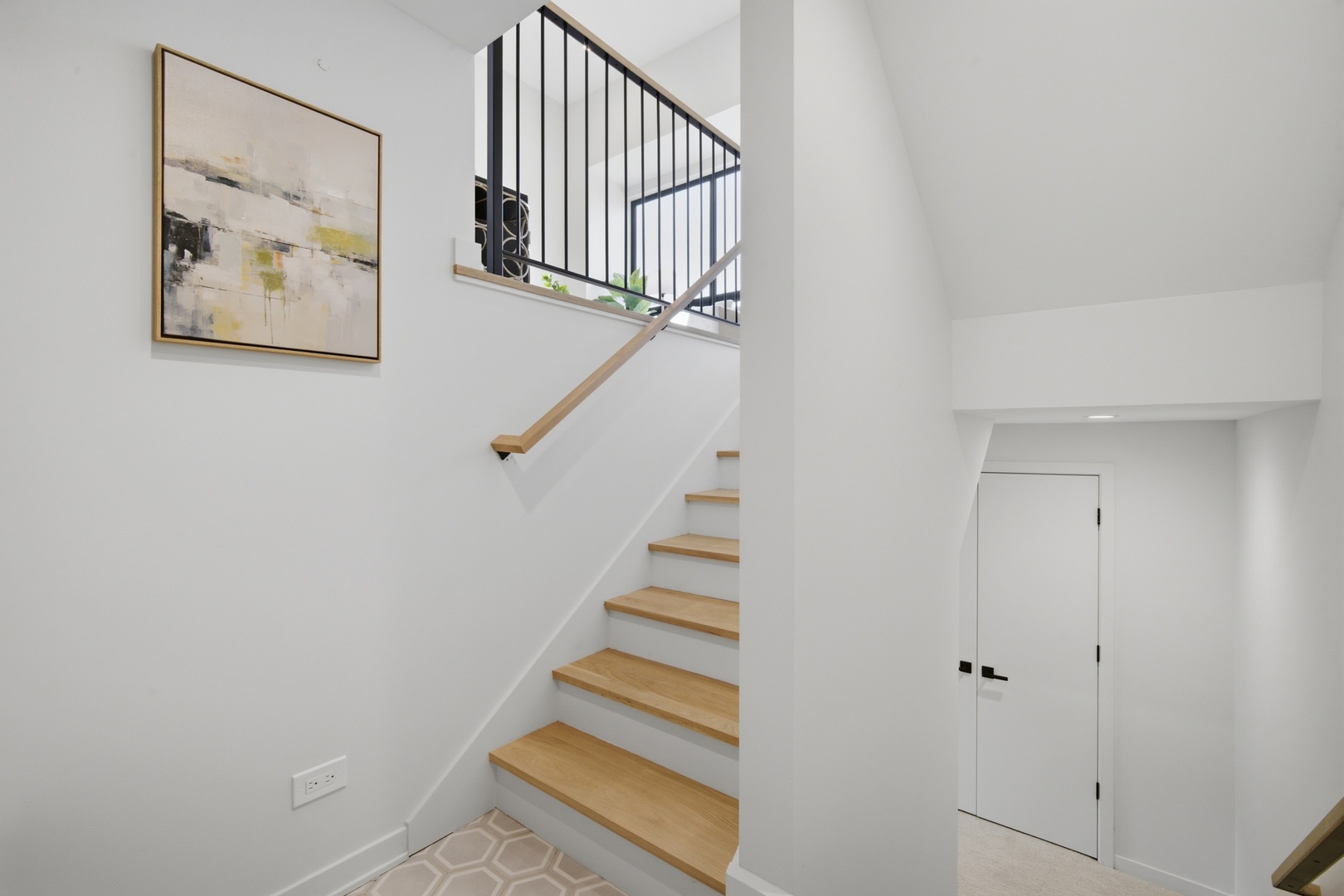 105 Prairie Avenue Unit: 105C