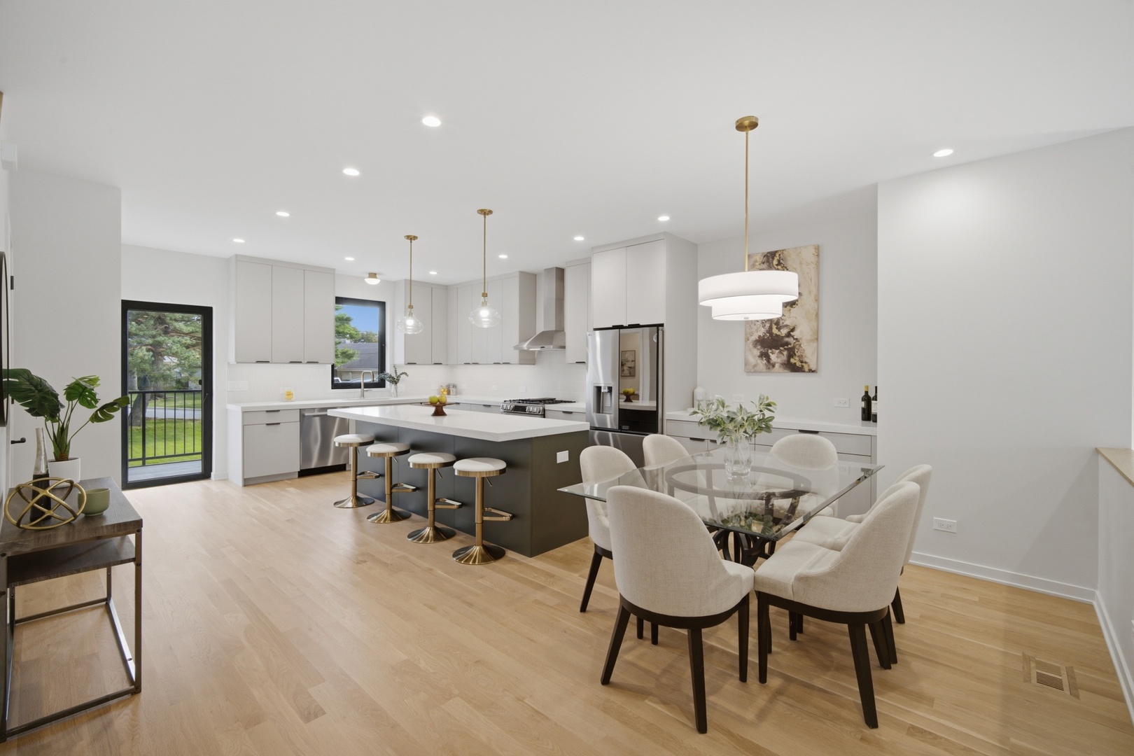 105 Prairie Avenue Unit: 105C