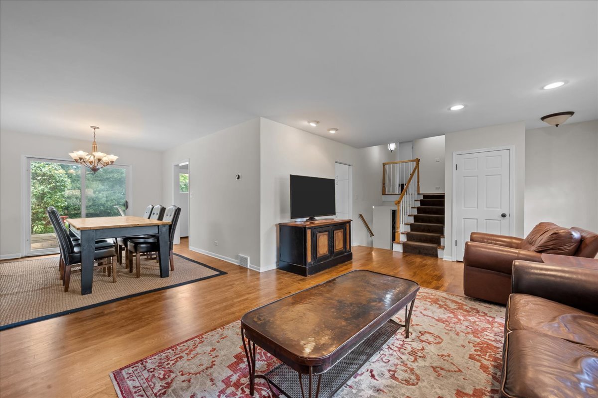 1300 Knollwood Road