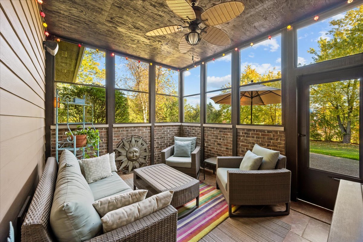 1335 Eastcanton Drive