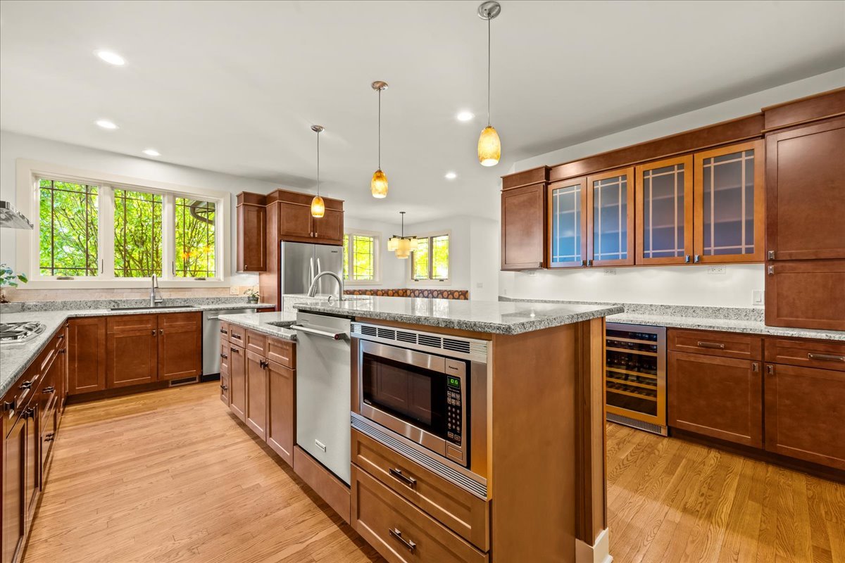 1335 Eastcanton Drive