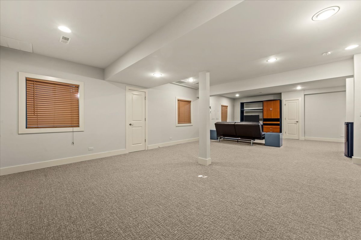 1335 Eastcanton Drive