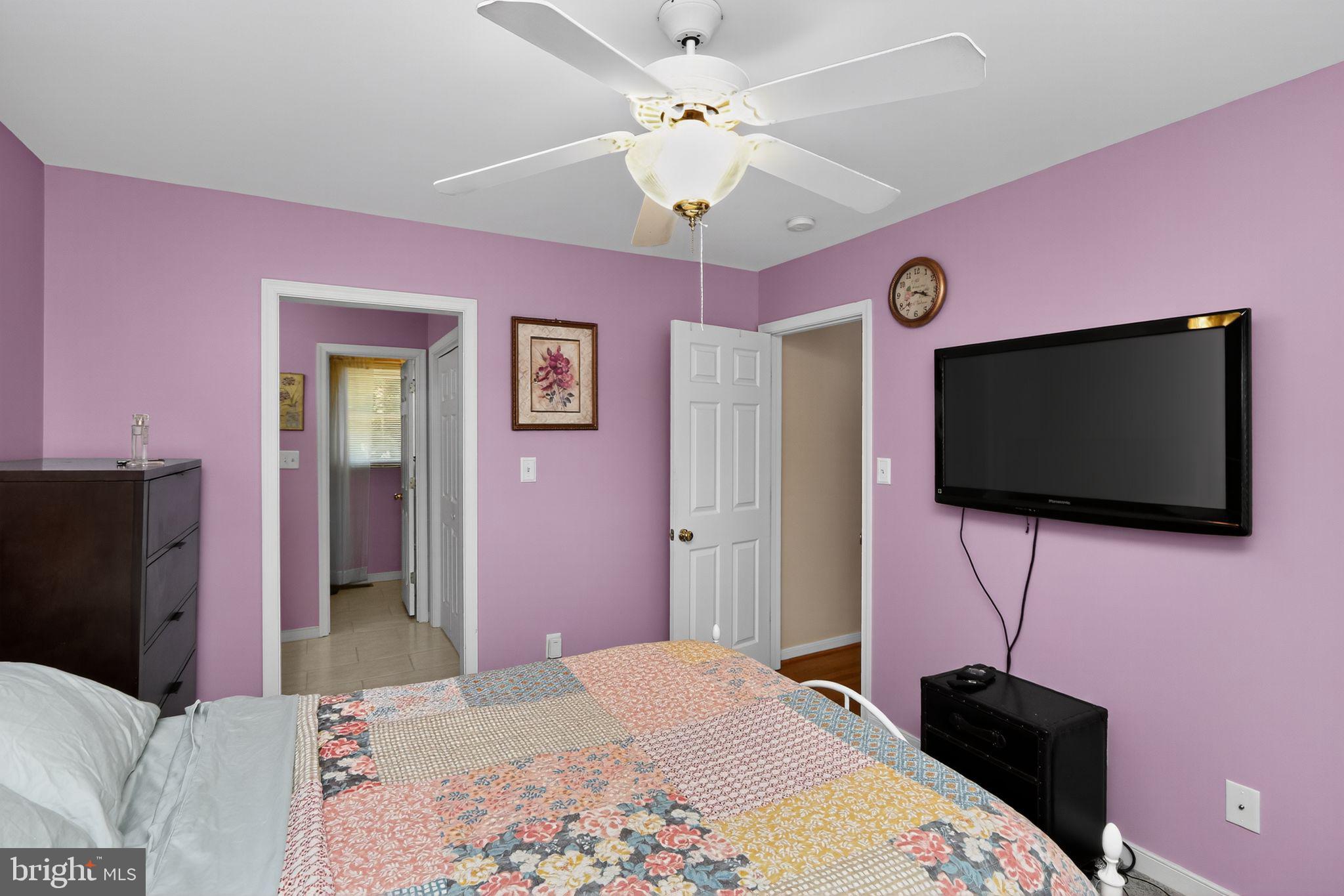 330 POWDER HORN DRIVE