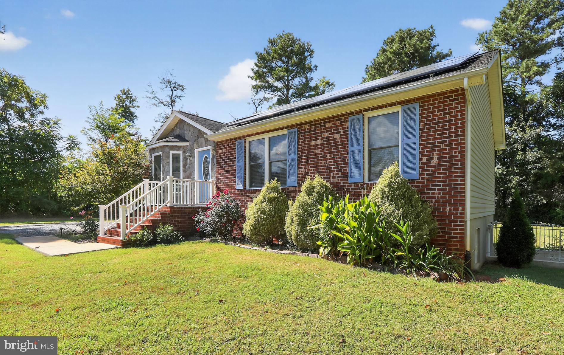 330 POWDER HORN DRIVE