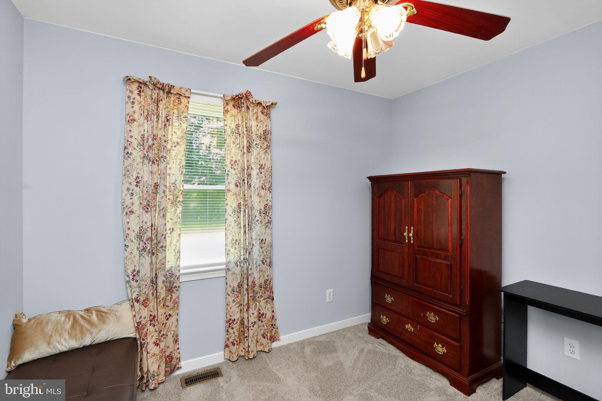 330 POWDER HORN DRIVE