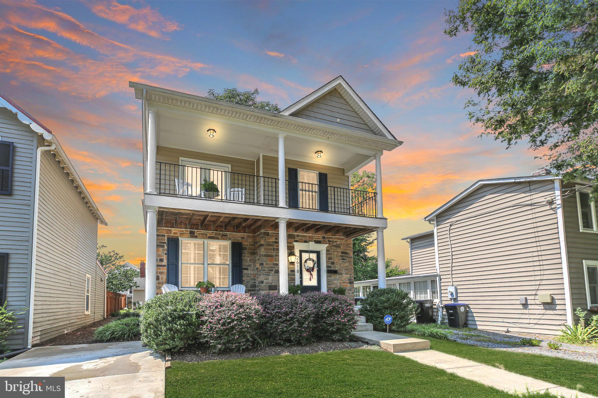 2618 CAROLINE STREET