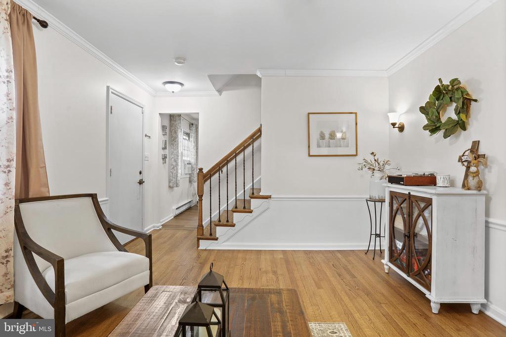 443 DEERWOOD DRIVE