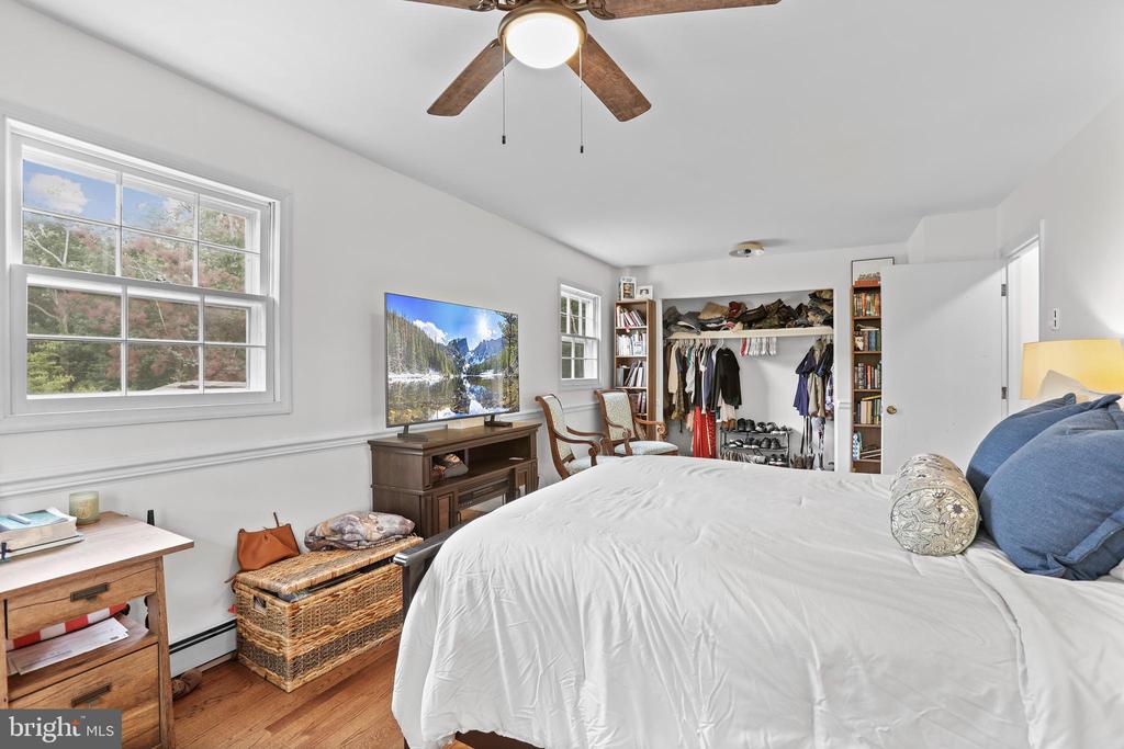 443 DEERWOOD DRIVE