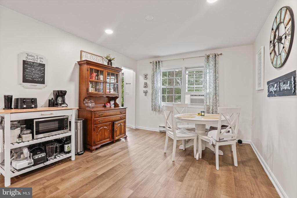 443 DEERWOOD DRIVE