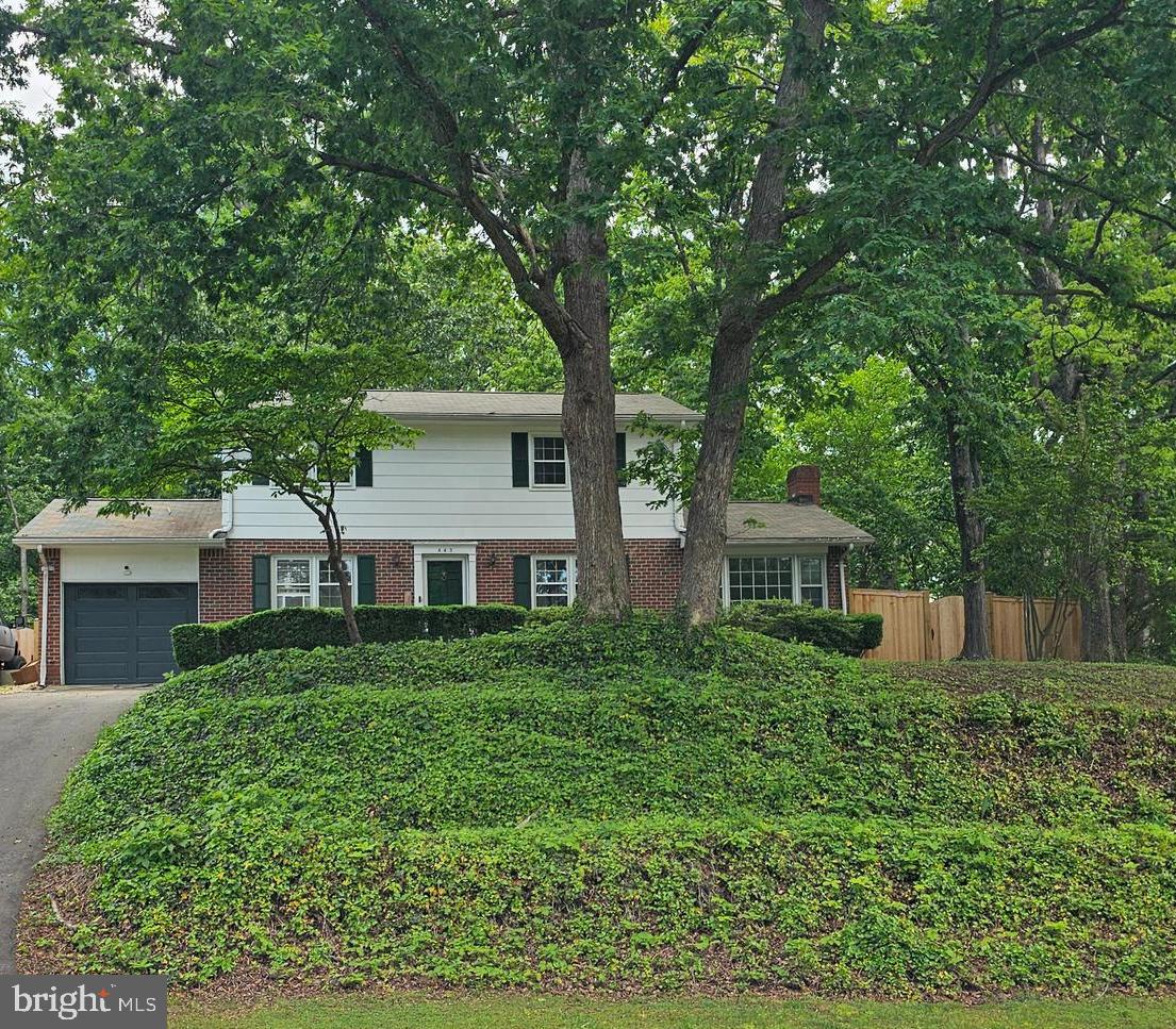 443 DEERWOOD DRIVE