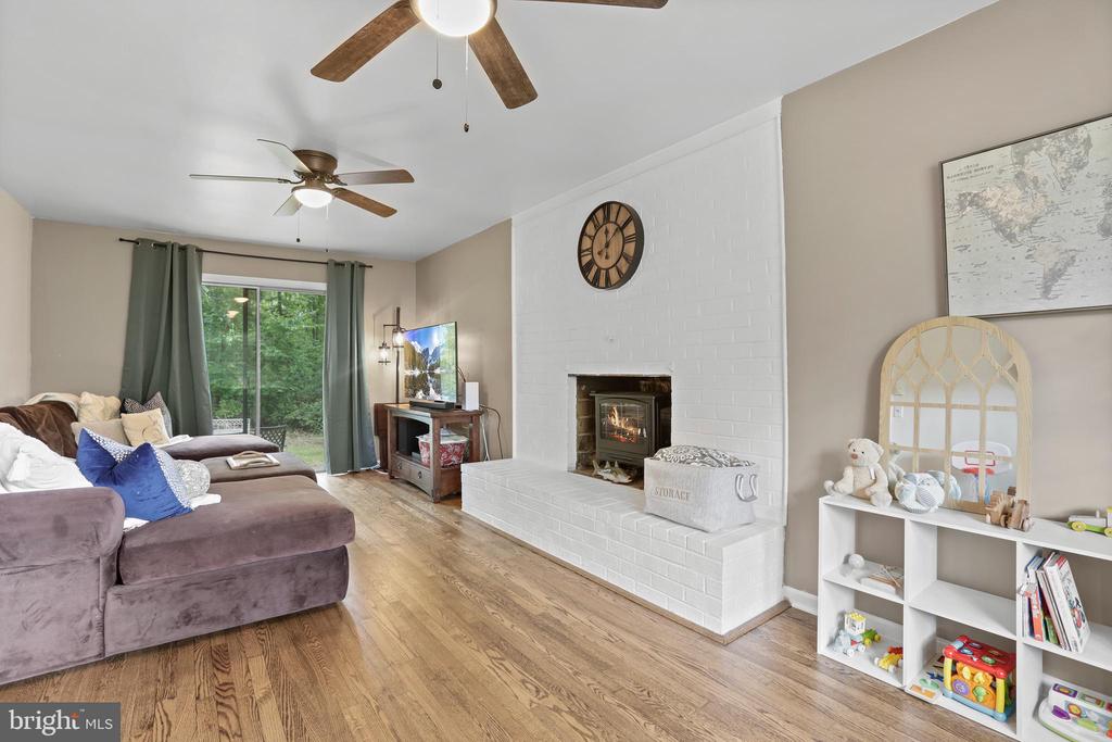 443 DEERWOOD DRIVE