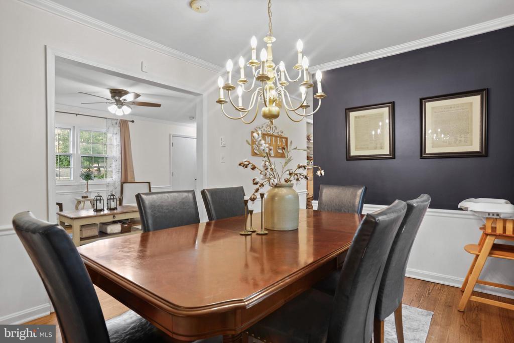 443 DEERWOOD DRIVE
