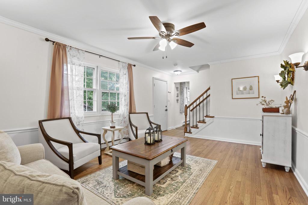 443 DEERWOOD DRIVE