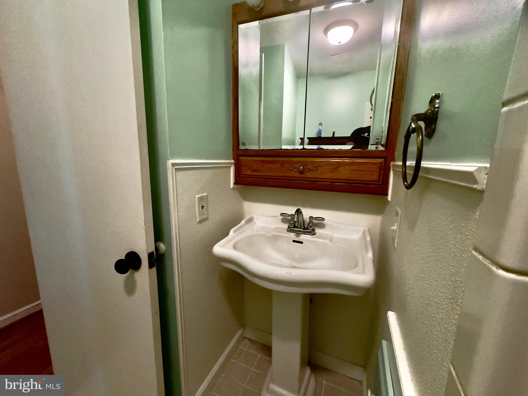 4449 WILLOW TREE LANE