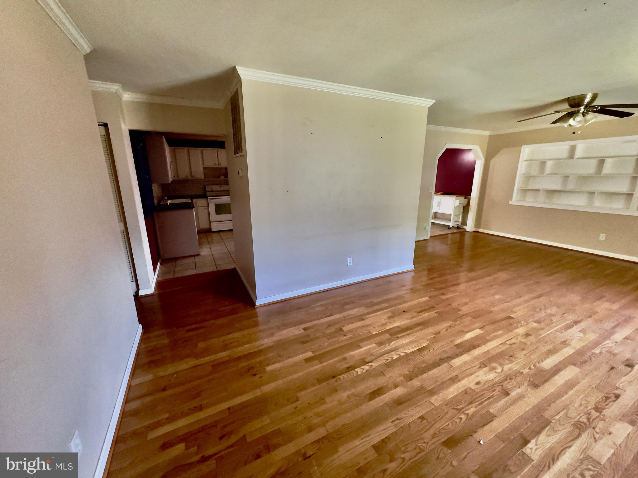 4449 WILLOW TREE LANE