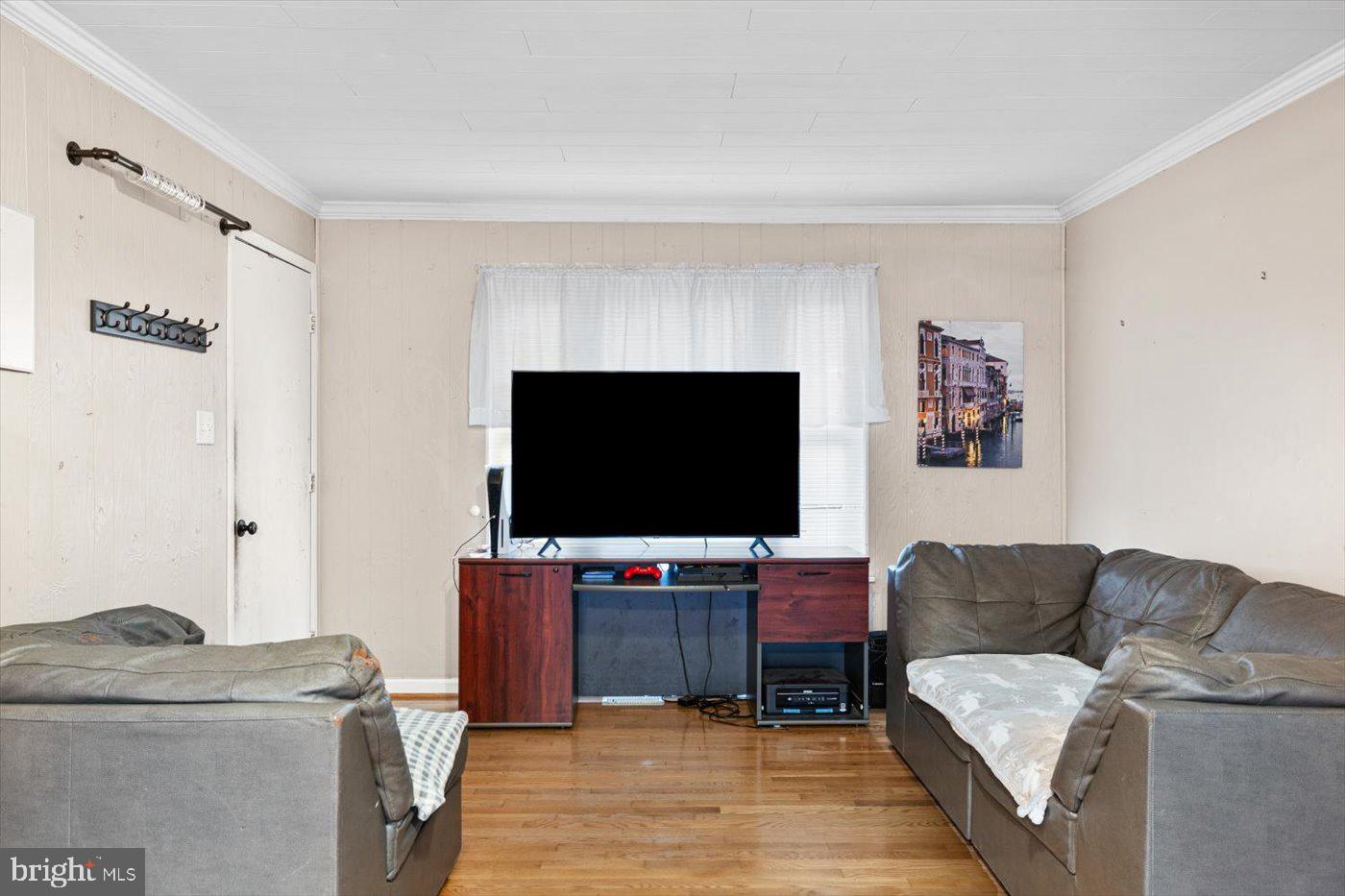 4449 WILLOW TREE LANE