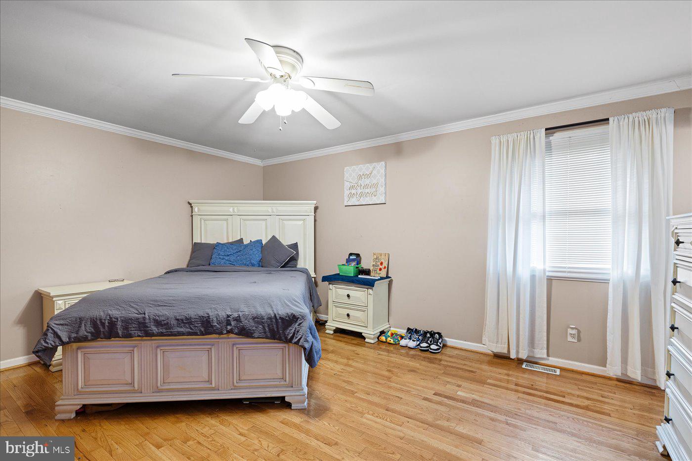 4449 WILLOW TREE LANE