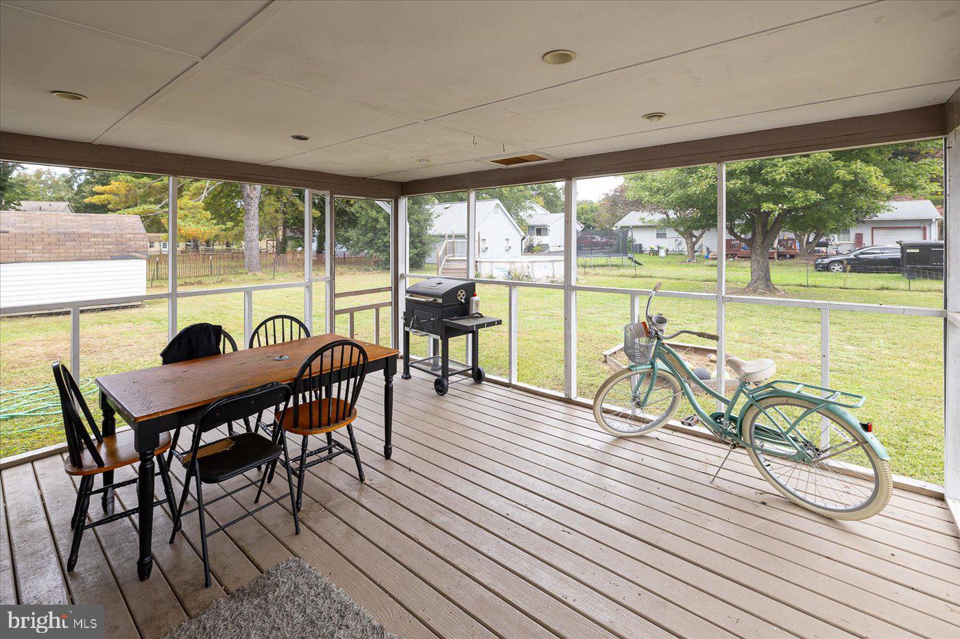 4449 WILLOW TREE LANE