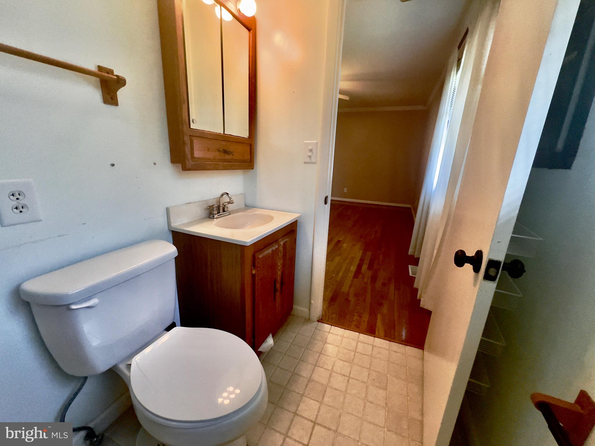 4449 WILLOW TREE LANE