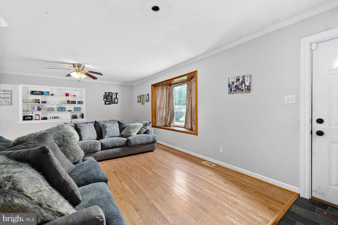 4449 WILLOW TREE LANE