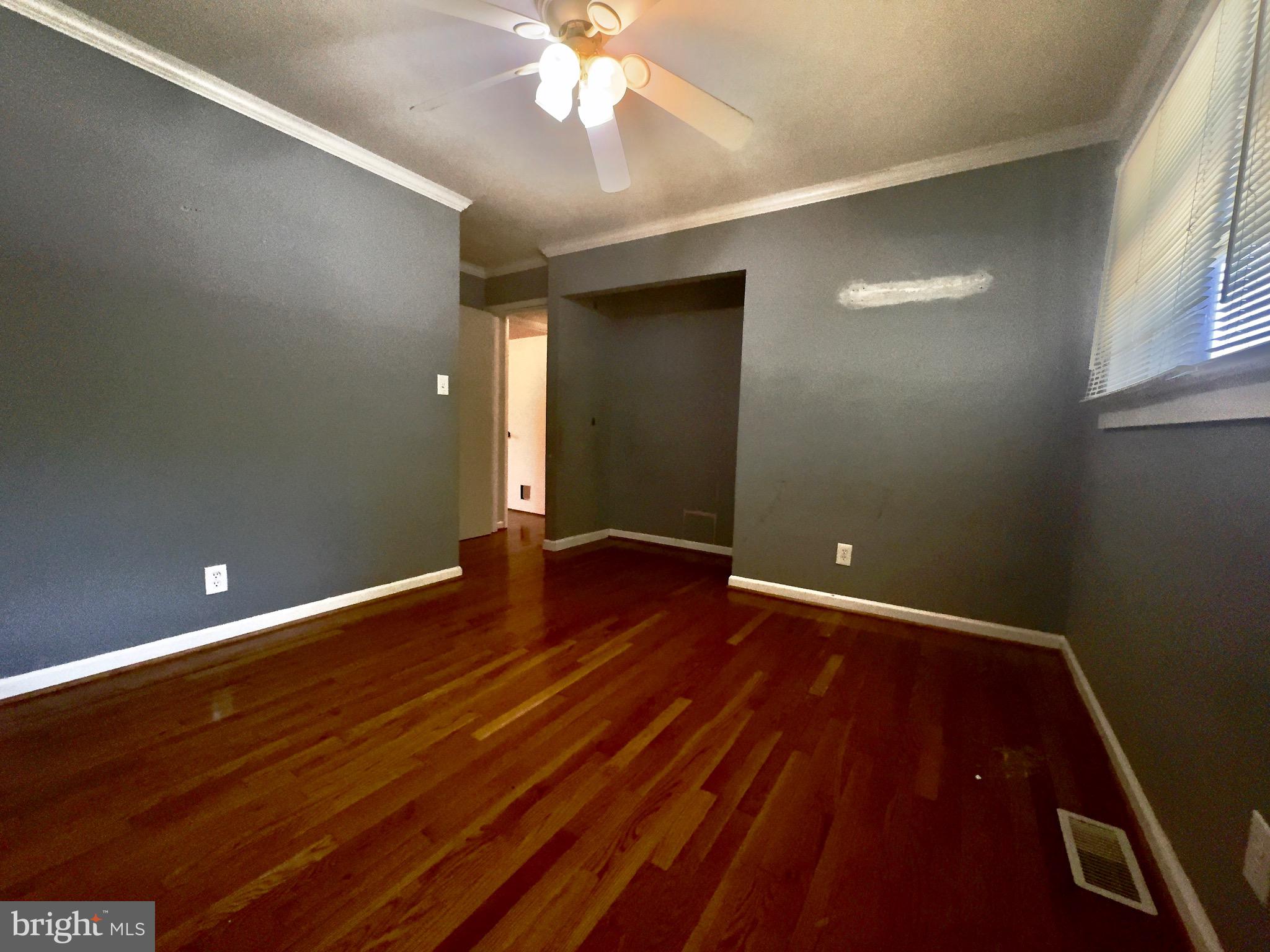 4449 WILLOW TREE LANE