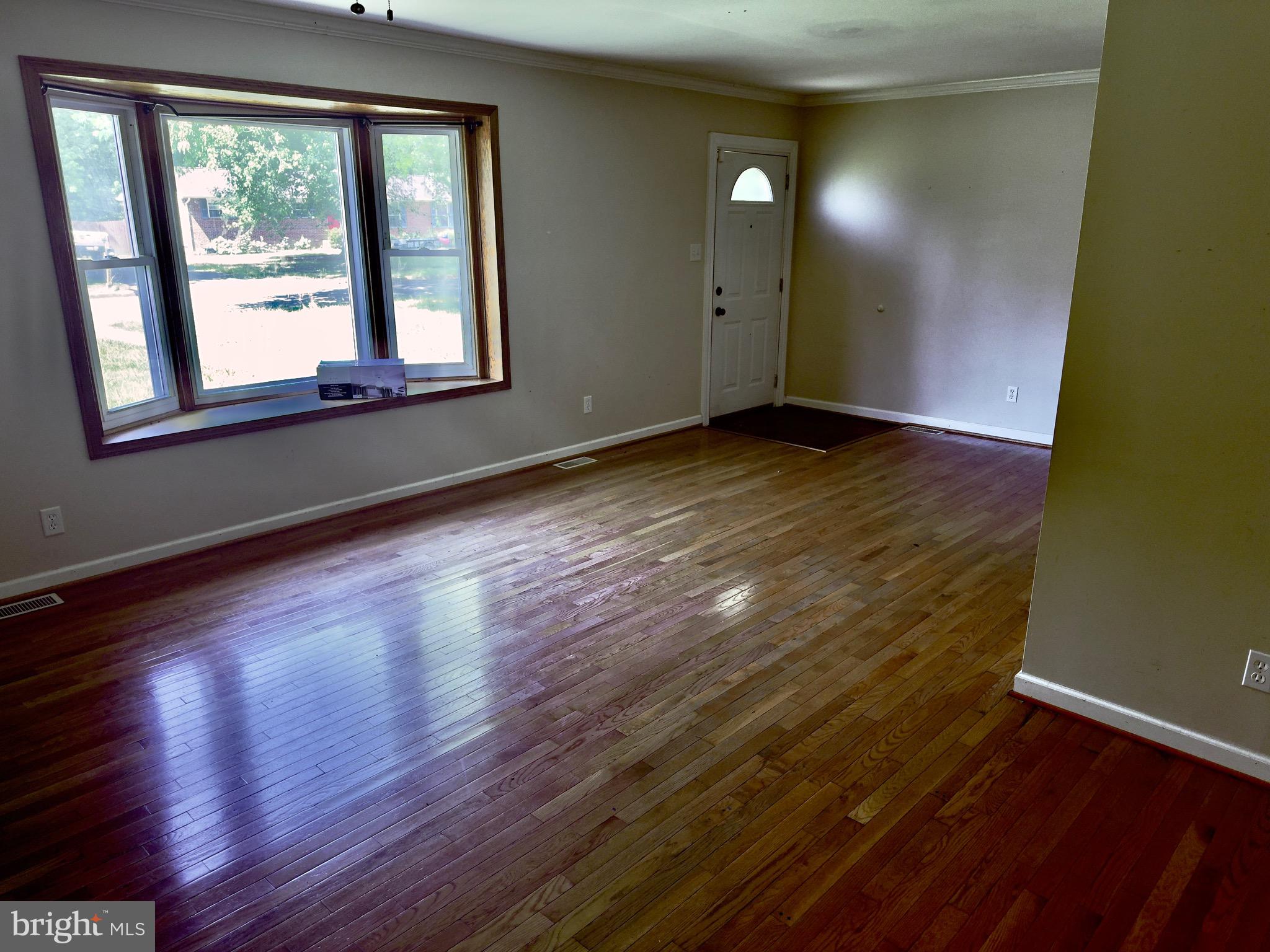 4449 WILLOW TREE LANE