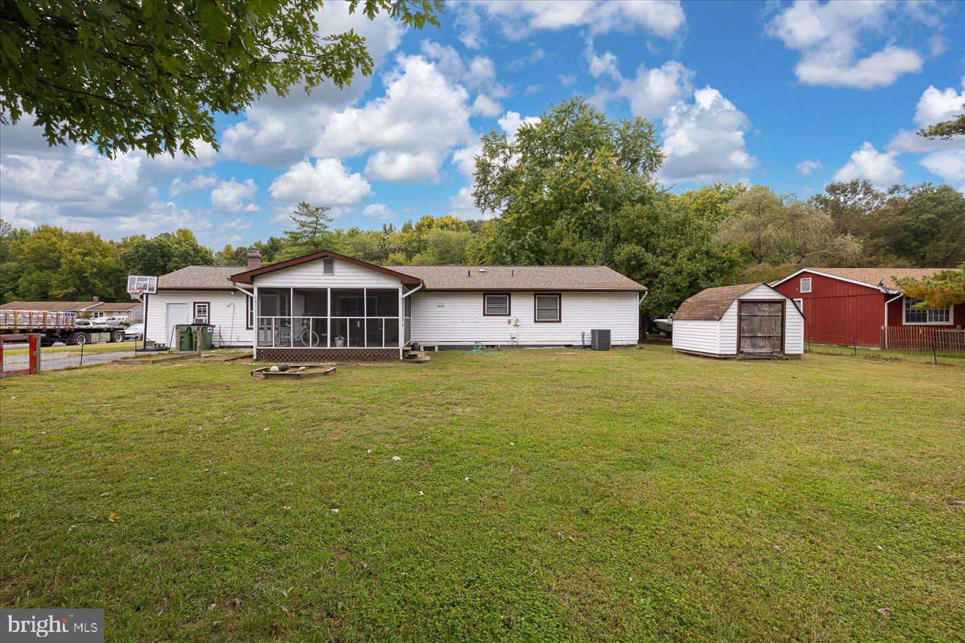 4449 WILLOW TREE LANE