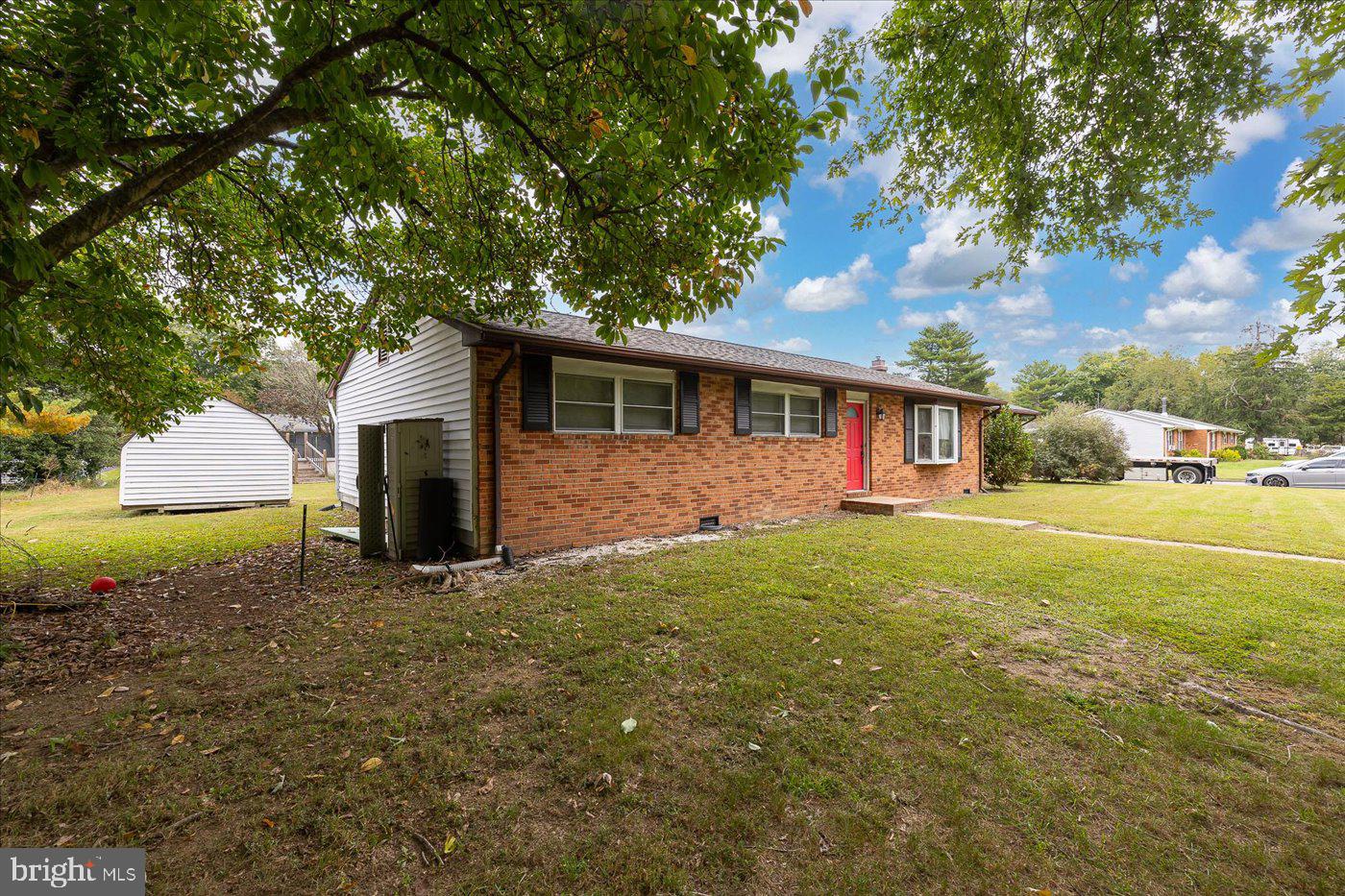 4449 WILLOW TREE LANE