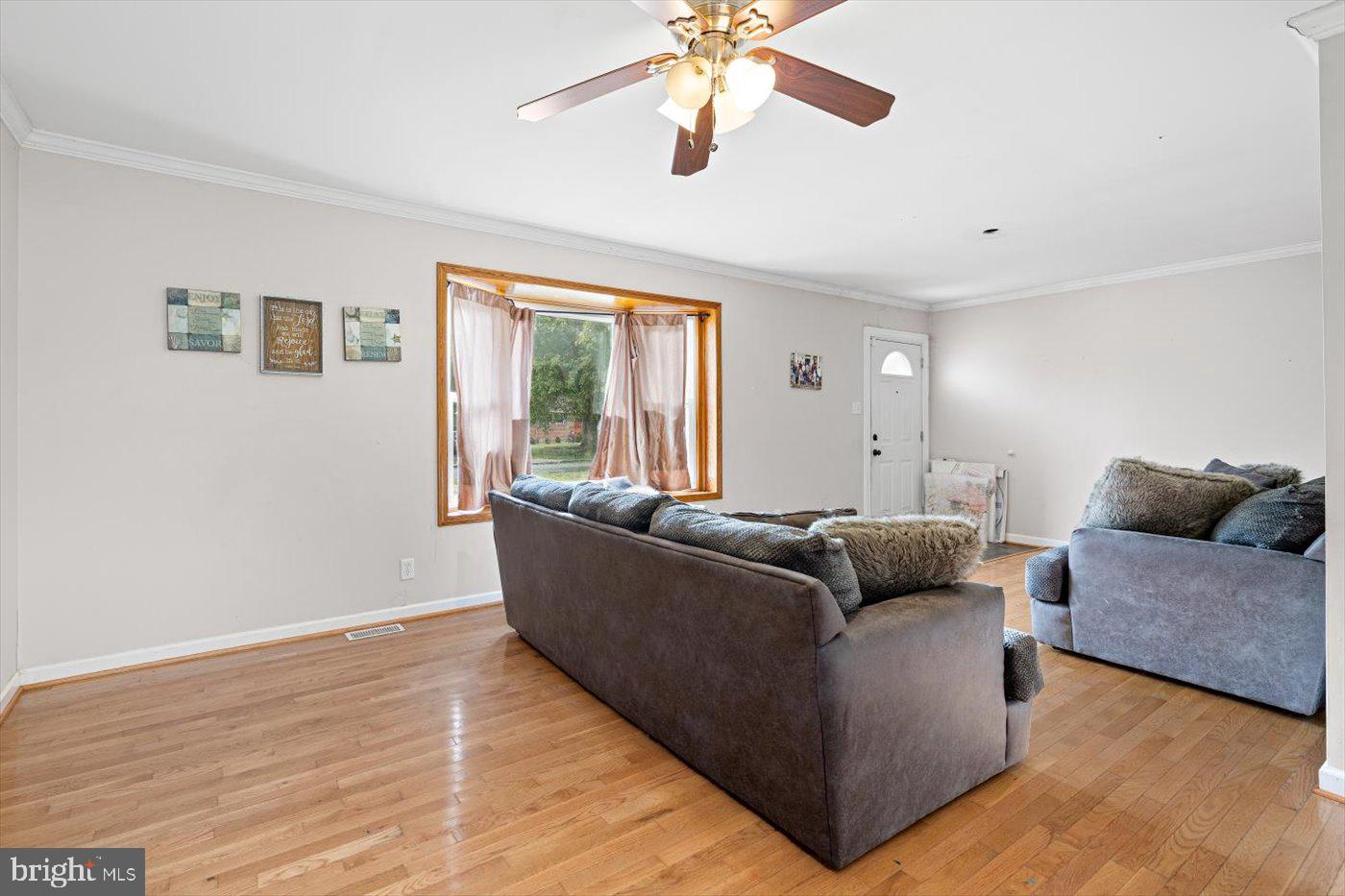 4449 WILLOW TREE LANE