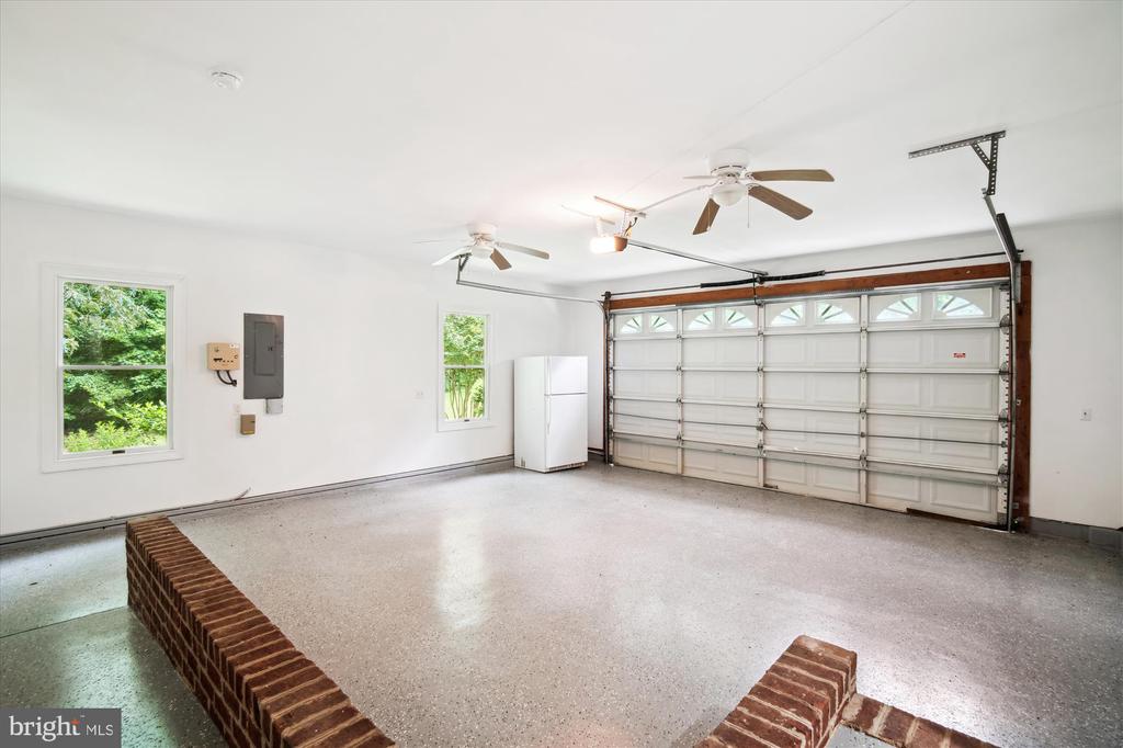 11114 JEAN DRIVE