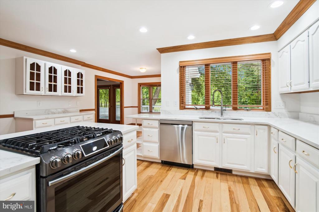 11114 JEAN DRIVE