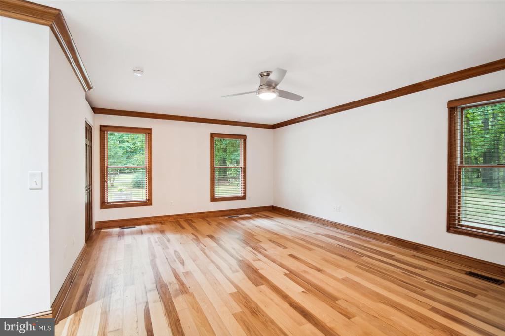 11114 JEAN DRIVE