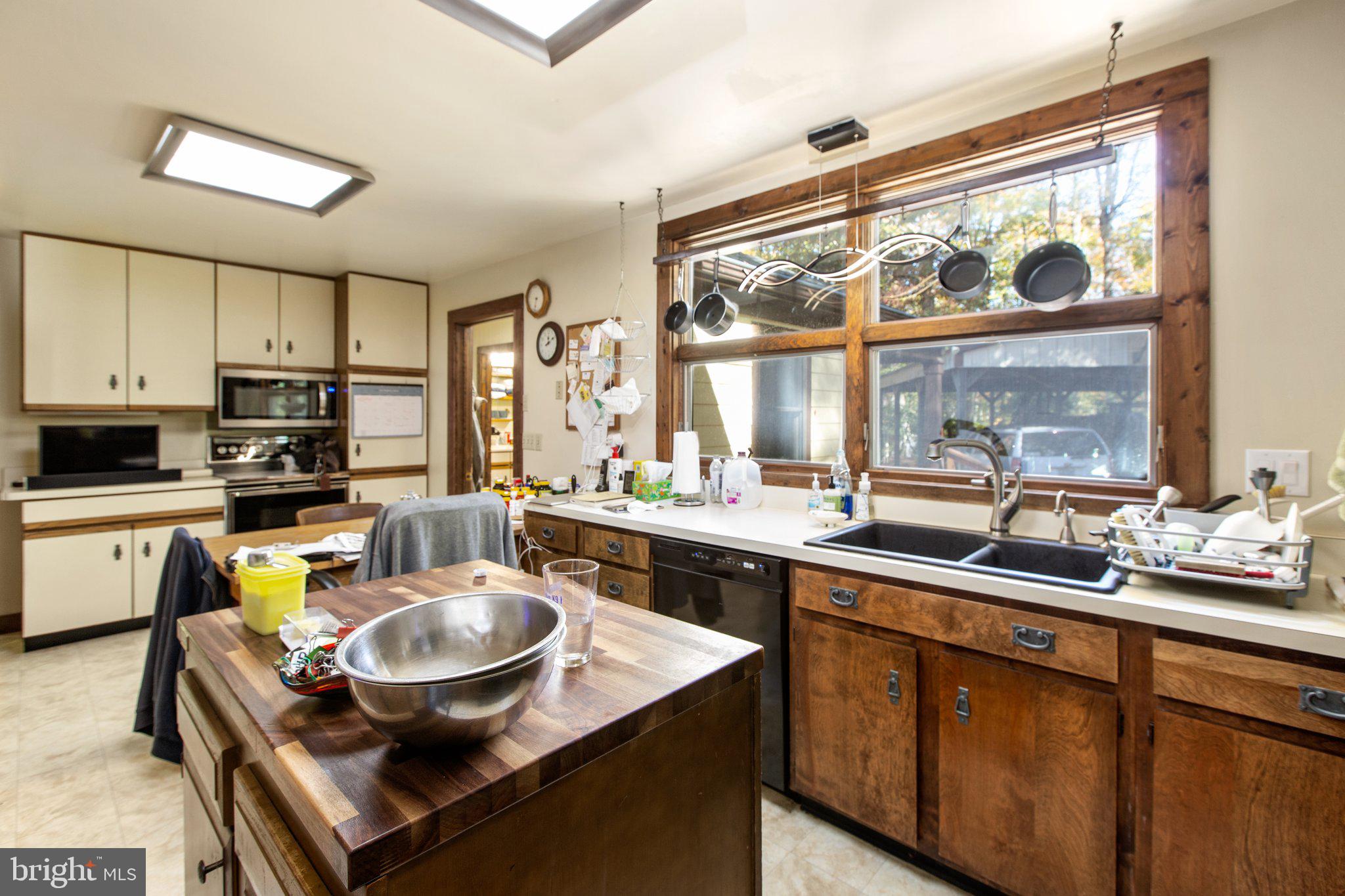 9337 GREEN ARBOR DRIVE