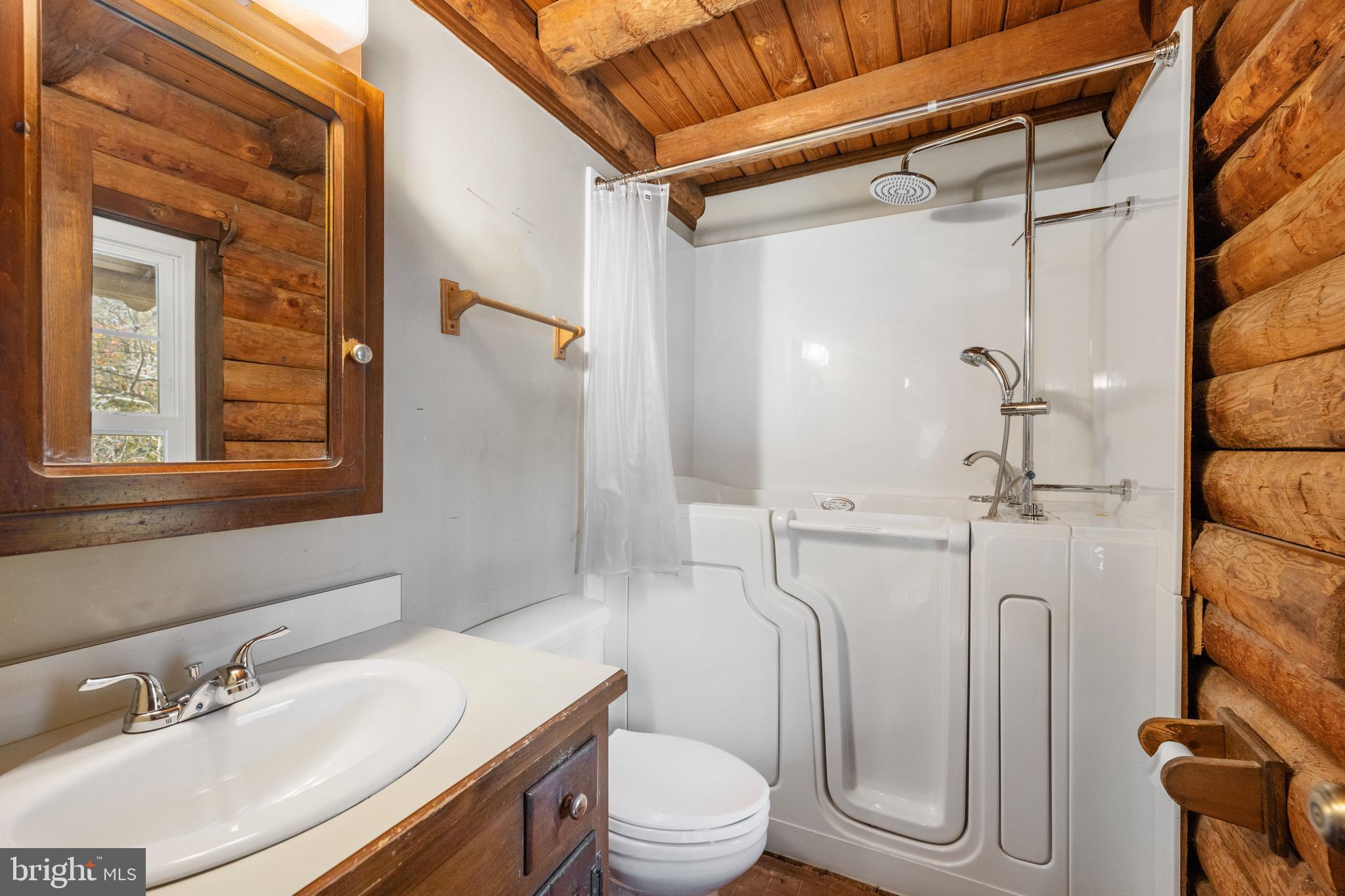 8486 MOUNT MORIAH CHURCH ROAD