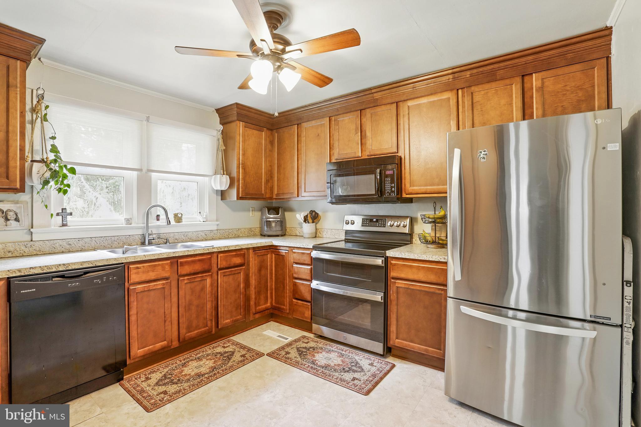 2371 MATHIAS POINT ROAD