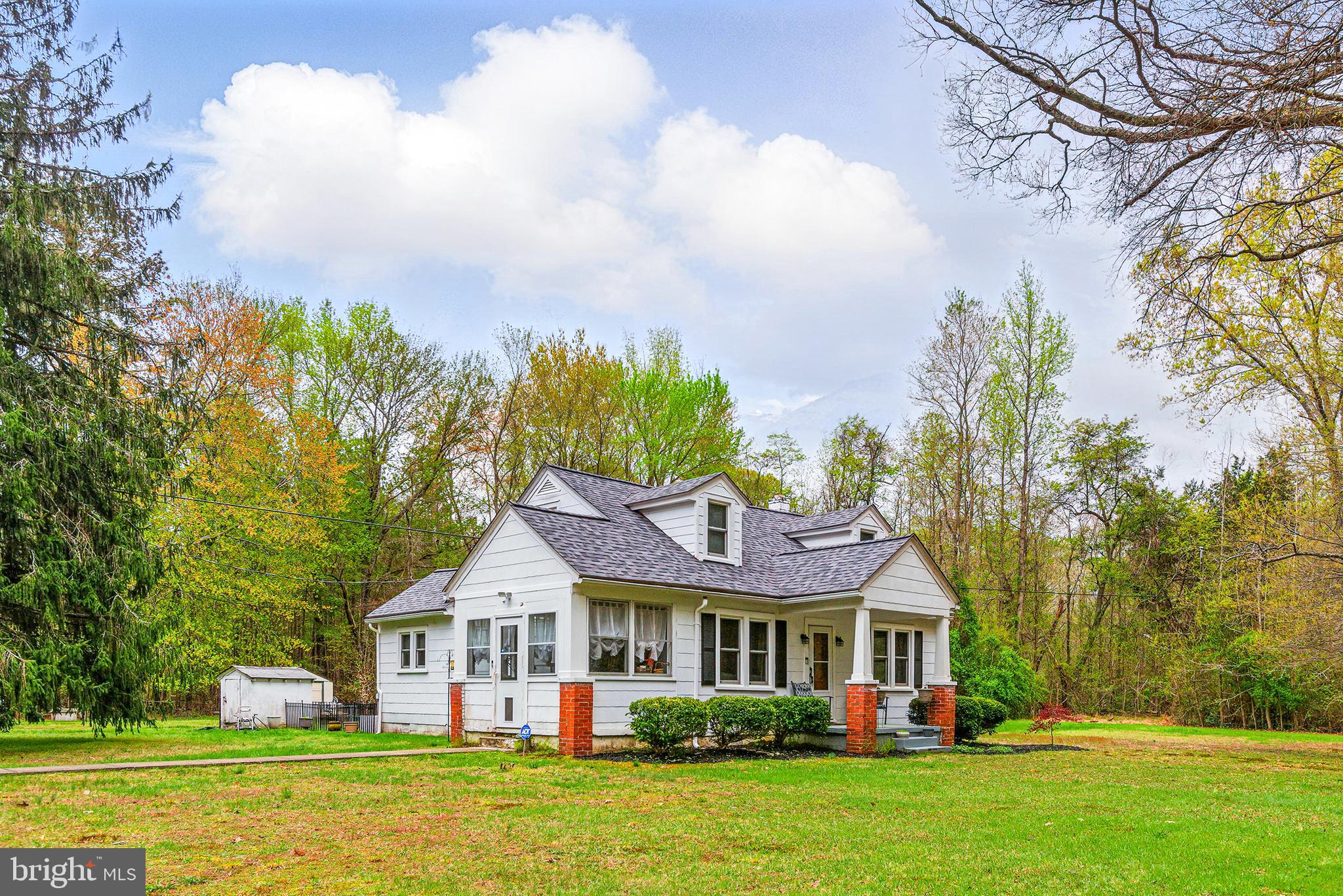 2371 MATHIAS POINT ROAD