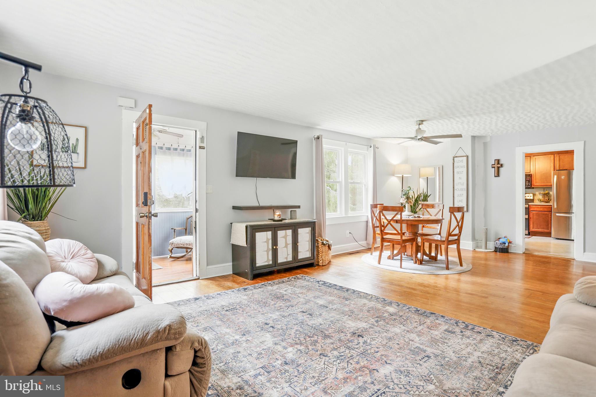 2371 MATHIAS POINT ROAD