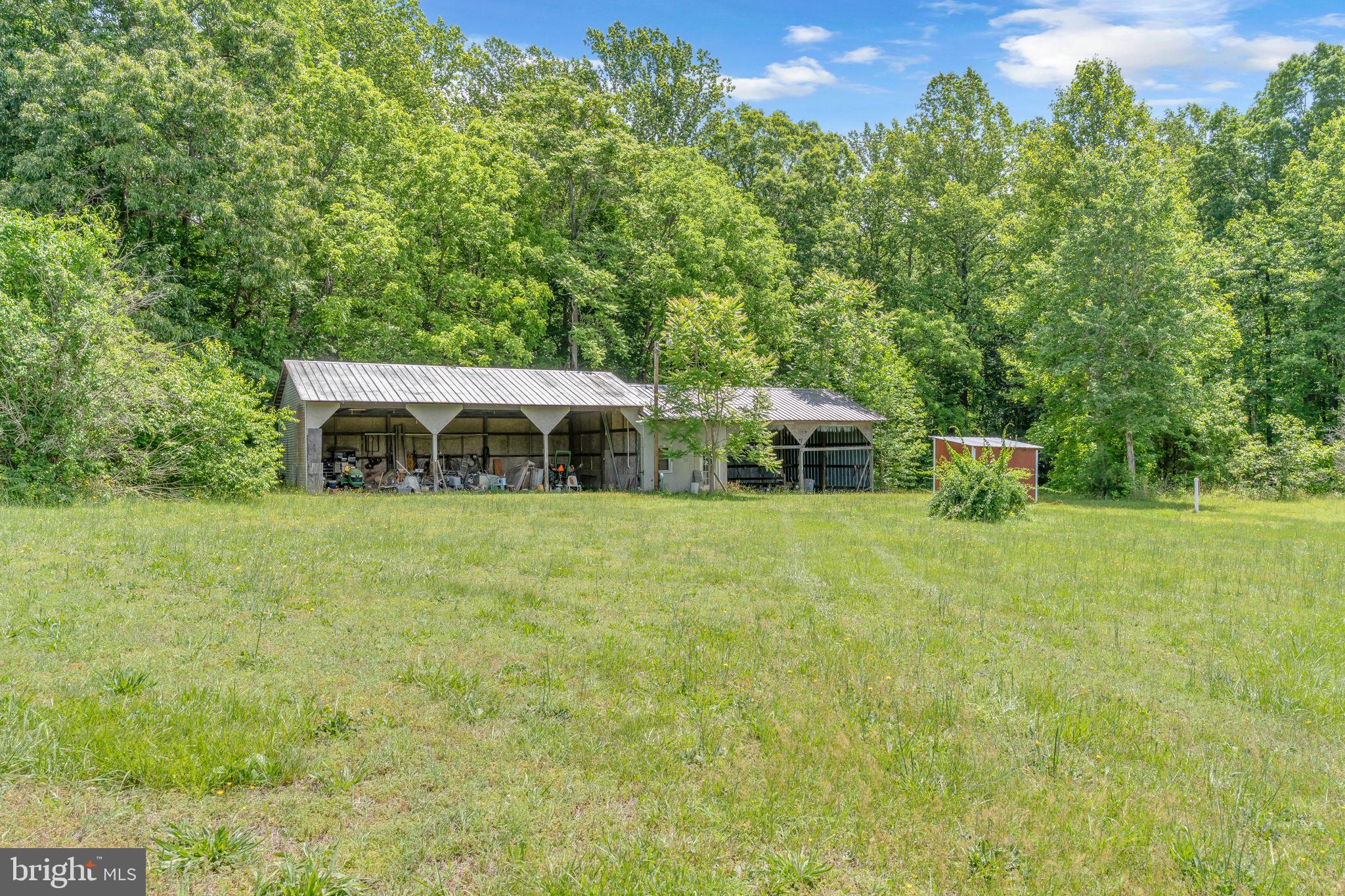 4152 WINDY HILLS LANE