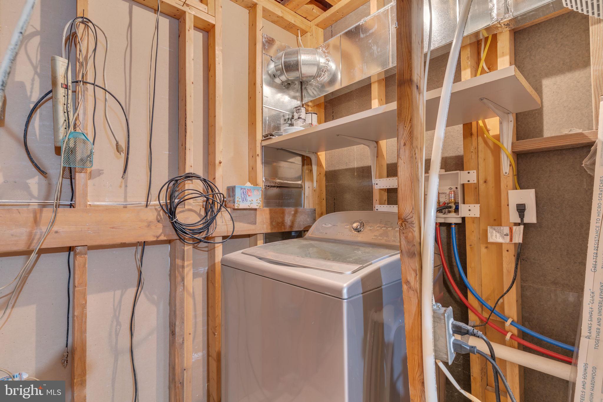 4152 WINDY HILLS LANE